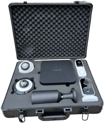 Ajax Video Präsentationskoffer ohne Inhalt mit AJAX Logo